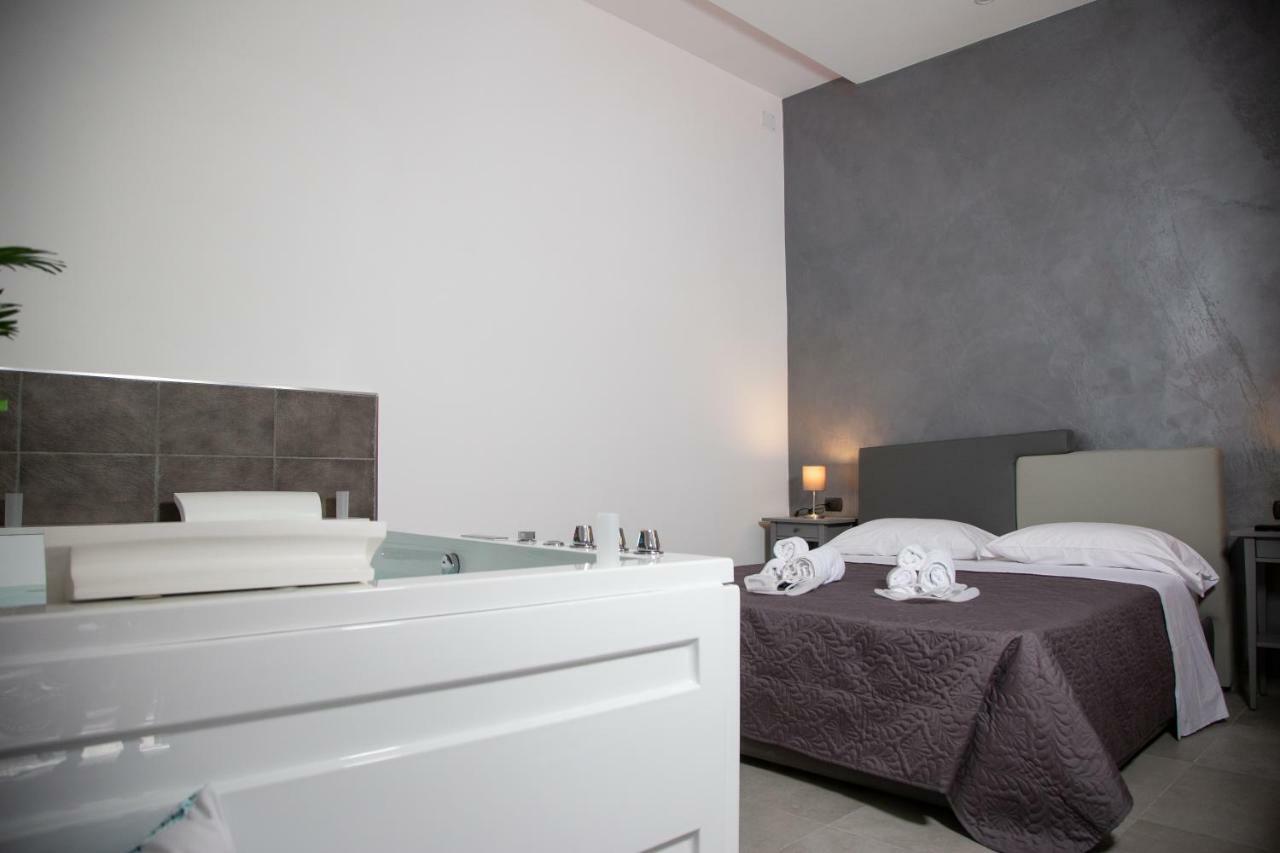 Camera18 Suite Neapel Exterior foto